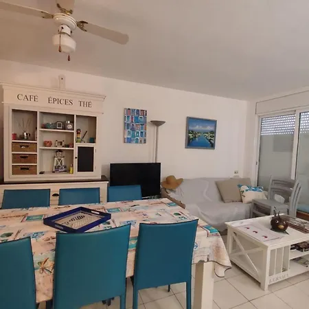 Port Petit Casa Al Canal