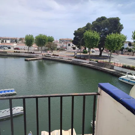 Holiday home Port Petit Casa Al Canal