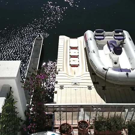 Port Petit Casa Al Canal *